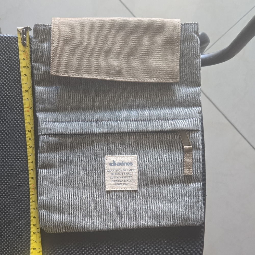 Davines Media Storage Bag